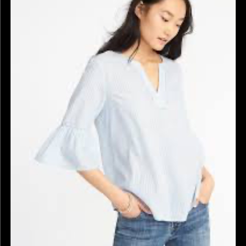 Jacqueline de Yong bell sleeve blouse